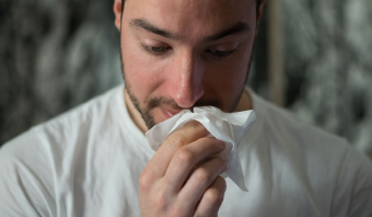 Herbst-Erkältung - Sanfte Medizin für Schniefnasen